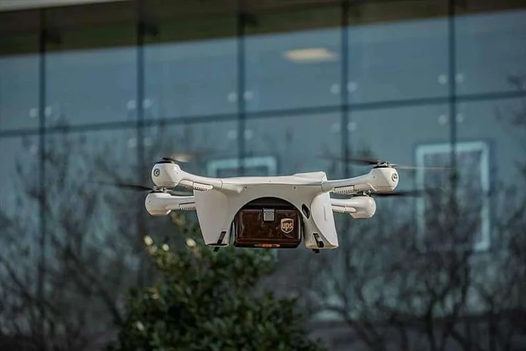 UPS înființează o nouă companie pentru servicii de livrare a coletelor cu drone UPS livrarea coletelor cu drone medicale newit ro