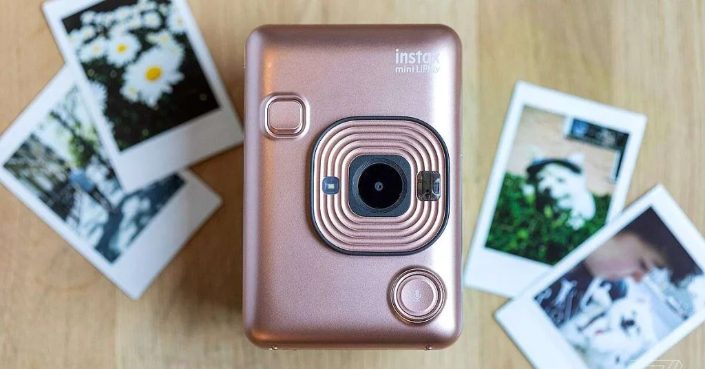 1607682648 Instax Mini LiPlay de la Fujifilm aduce audio la experienta