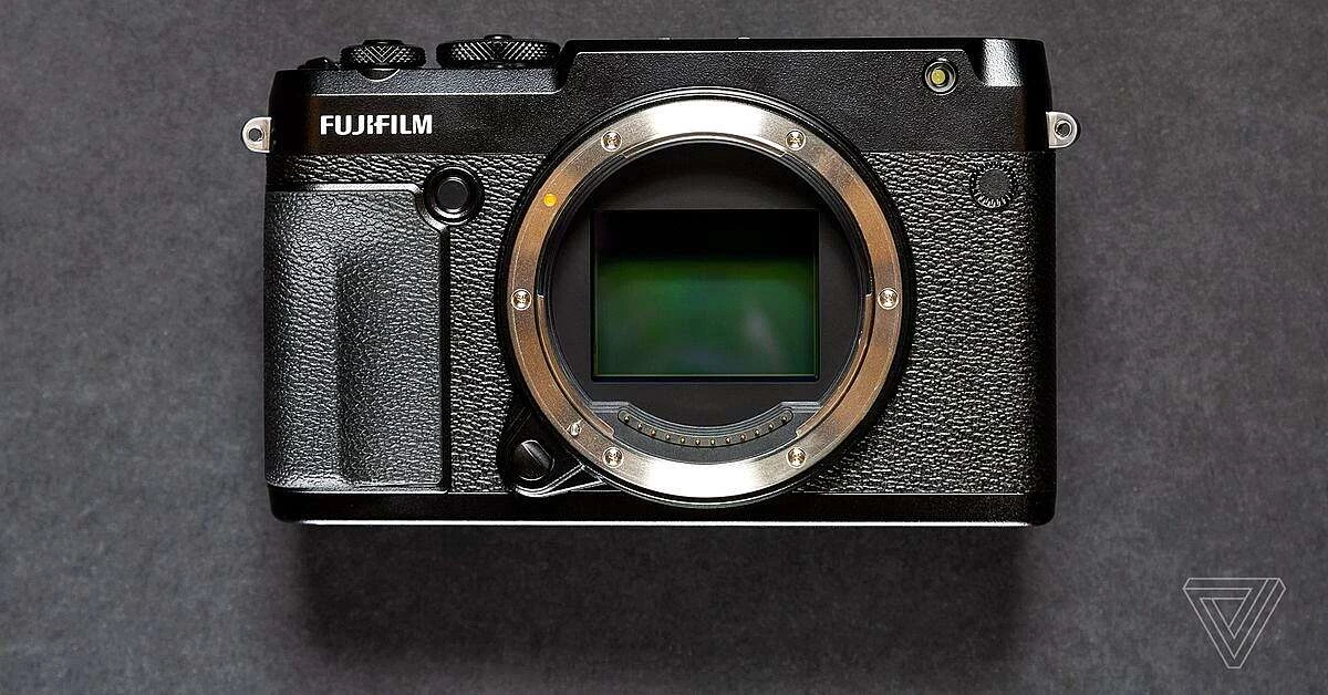 1608202076 Recenzie a camerei Fujifilm GFX 50R in format mediu mai