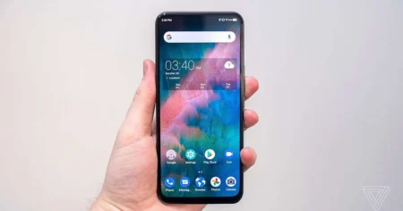 1608781167 Prima camera foto selfie sub afisaj din lume nu este