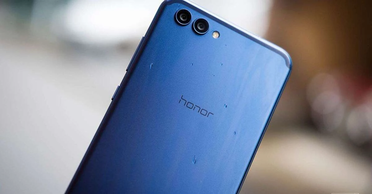 Huawei isi vinde afacerea cu telefoane Honor