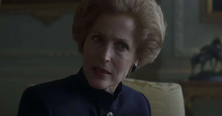 Trailere noi Coroana Cerul de la miezul noptii Alergare si