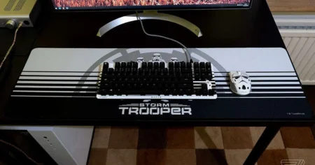 1609517199 Echipamentul de joc Razers Stormtrooper este un amestec de minunat