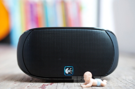 Logitech-mini-boombox-dsc_1361-verge-555