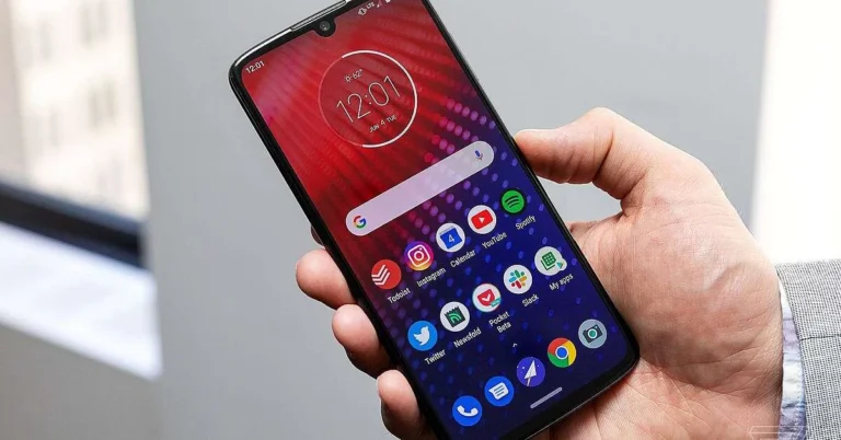 Recenzie Motorola Moto Z4: pierdut în mulțime 1609834315 Recenzie Motorola Moto Z4 pierdut in multime