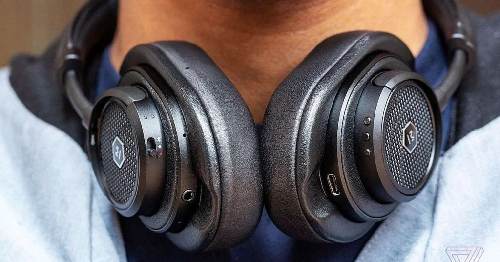 1610945639 Master Dynamic MW50 recenzie magnetism slab