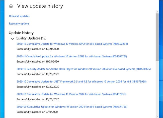 O listă de actualizări Windows 10 instalate în Setări.
