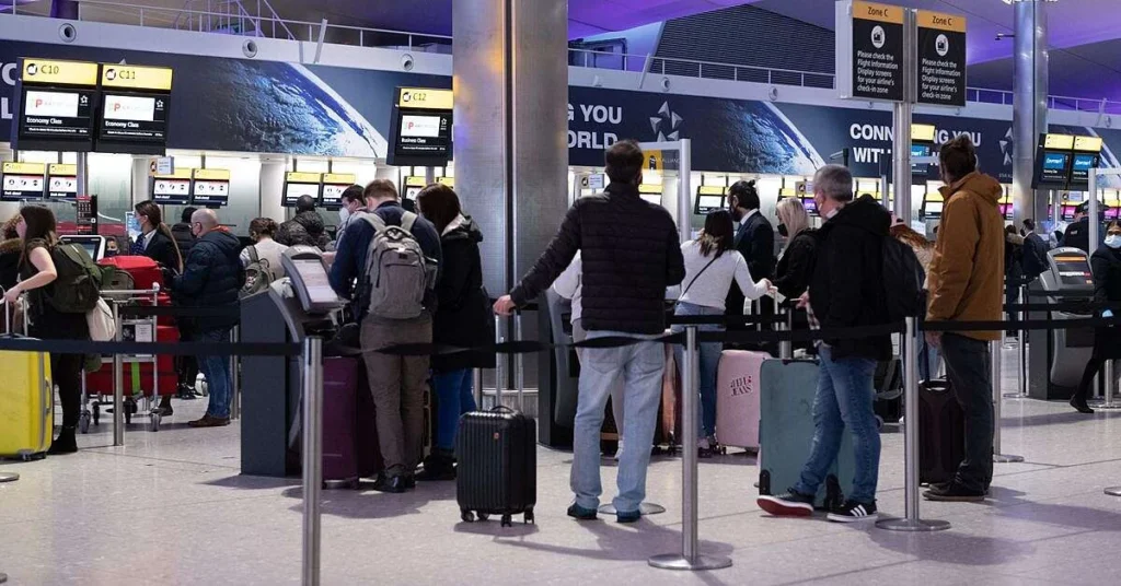 SUA necesita test de coronavirus negativ de la calatorii din