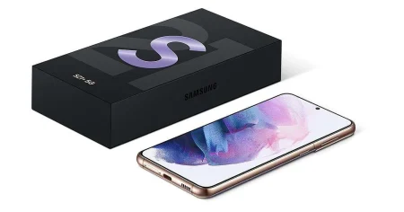 Samsung va elimina treptat incarcatoarele si castile de pe telefoanele