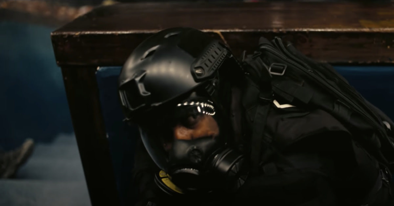 Urmariti primele sase minute ale Tenetului acum de acasa pe