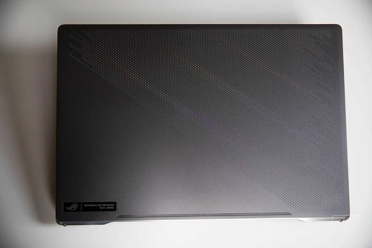 Cele mai bune laptopuri pentru jocuri 2021: Asus ROG Zephyrus G15
