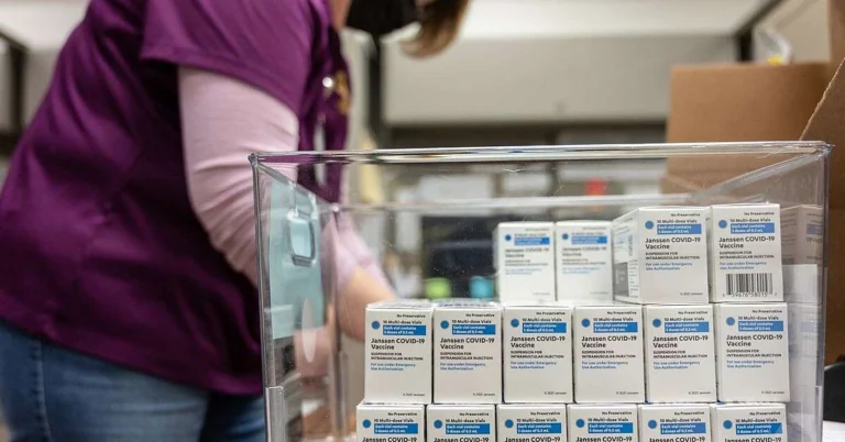 Aprovizionarea cu vaccin COVID 19 este in crestere in SUA 1200x628