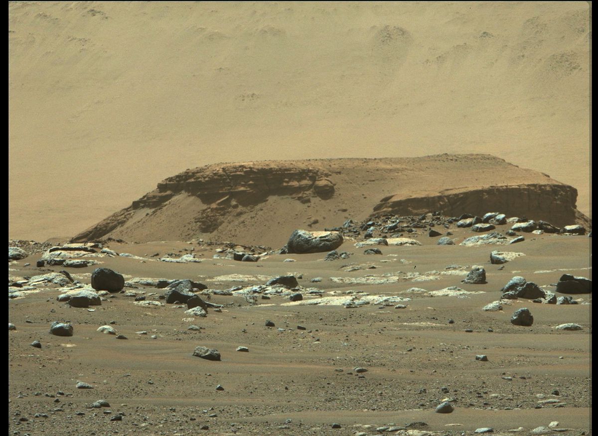 Roverul Perseverenta al NASA se deplaseaza pe Marte pentru prima