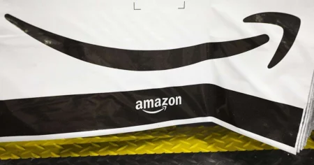 Actionarii il imping pe Amazon sa isi dezvaluie amprenta plastica 1200x628