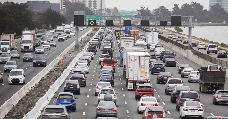 California își va putea stabili din nou propriile standarde de evacuare California isi va putea stabili din nou propriile standarde de 1200x628