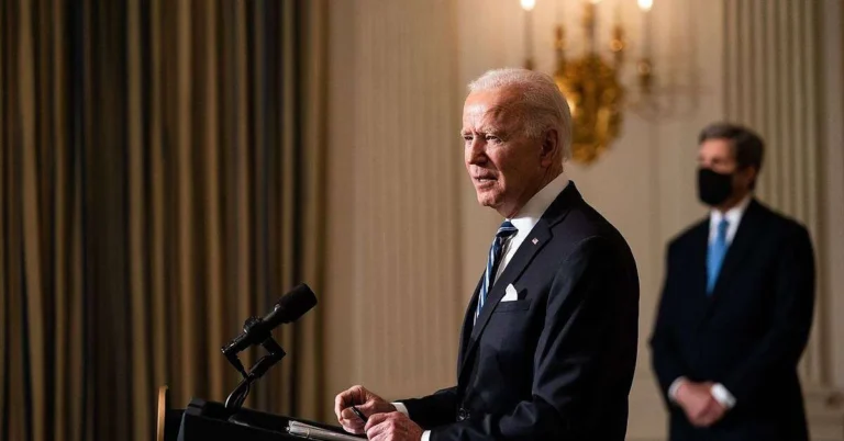 Joe Biden se angajează să reducă drastic emisiile de gaze cu efect de seră din SUA până în 2030 Joe Biden se angajeaza sa reduca drastic emisiile de gaze 1200x628
