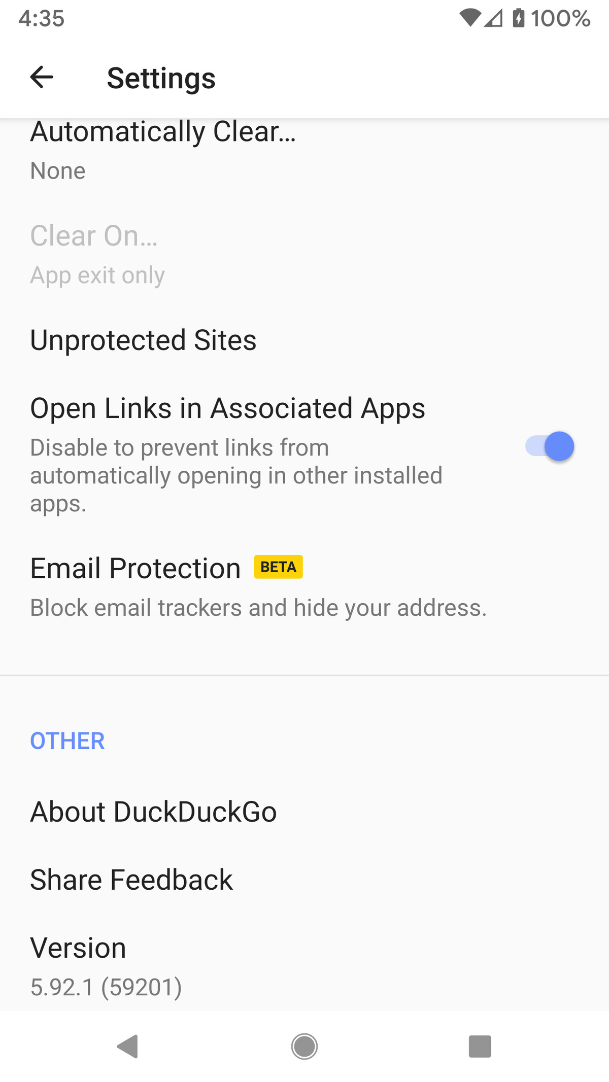 Găsiți „Protecție prin e-mail” în setările aplicației mobile.
