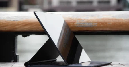 1629492809 Recenzie HP Elite Folio stil peste substanta