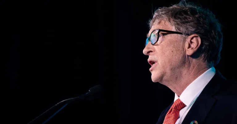 Bill Gates vrea sa participe la marea presiune a Congresului