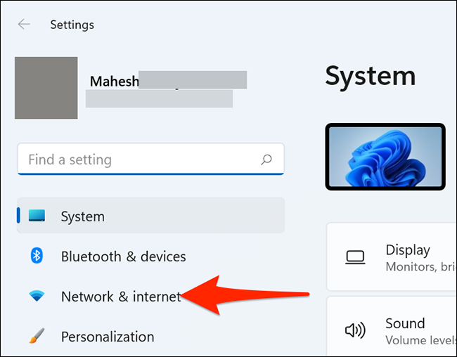 Clic "Rețea și Internet" în Setări pe Windows 11.
