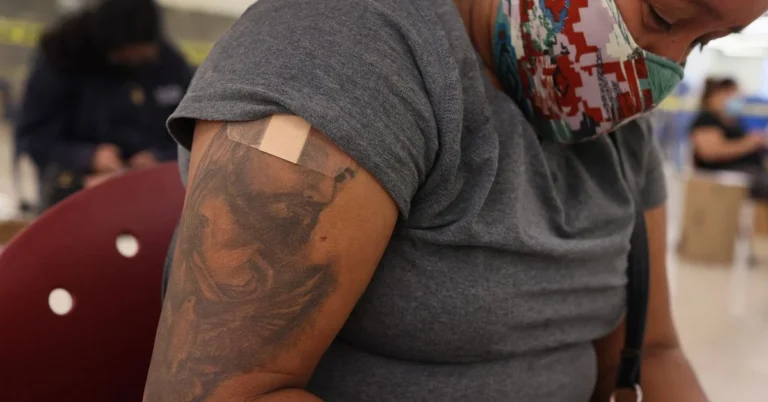 Timpul banii si noua impingere a vaccinarii