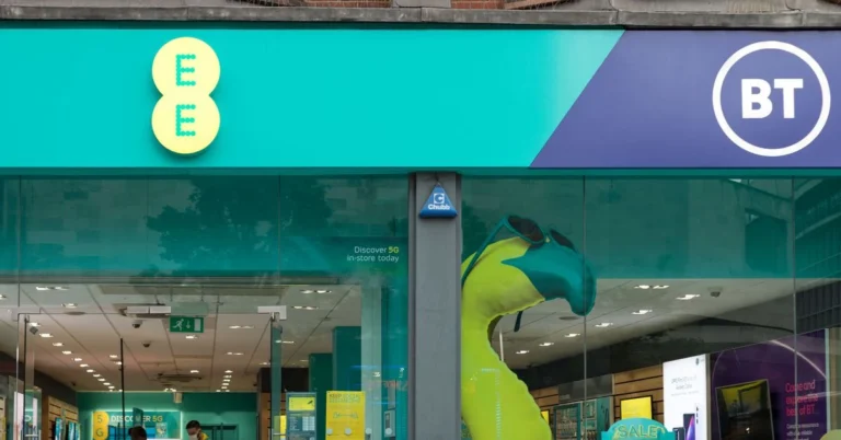 Transportatorul britanic EE introduce tarifele de roaming ale UE dupa