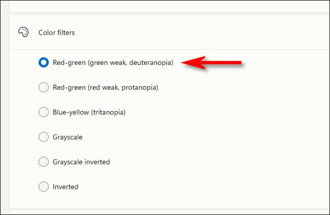 Faceți clic pe un buton circular lângă un filtru de culoare pentru al alege.