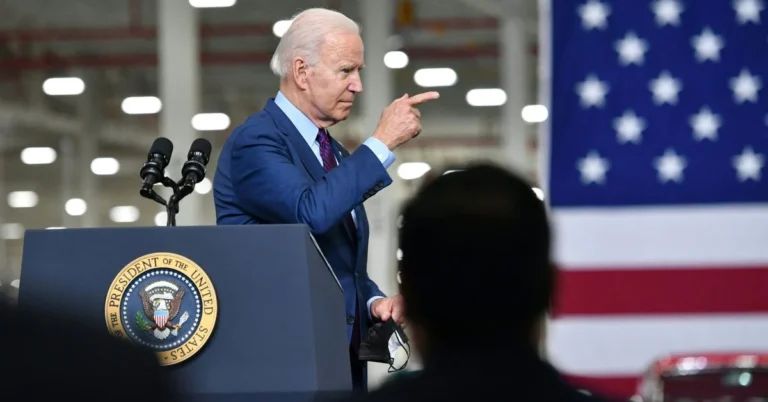 Biden vrea ca jumatate din masinile noi vandute in 2030