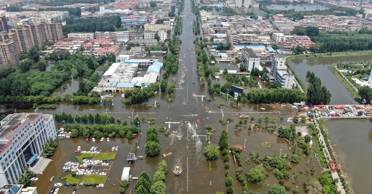 Inundatiile pun in pericol milioane de oameni mai multi decat