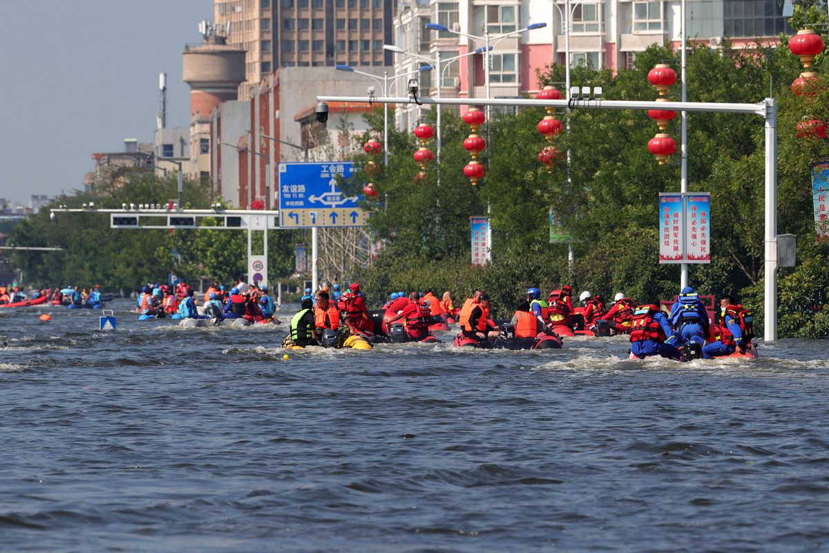 Evacuarea masivă din China Henan