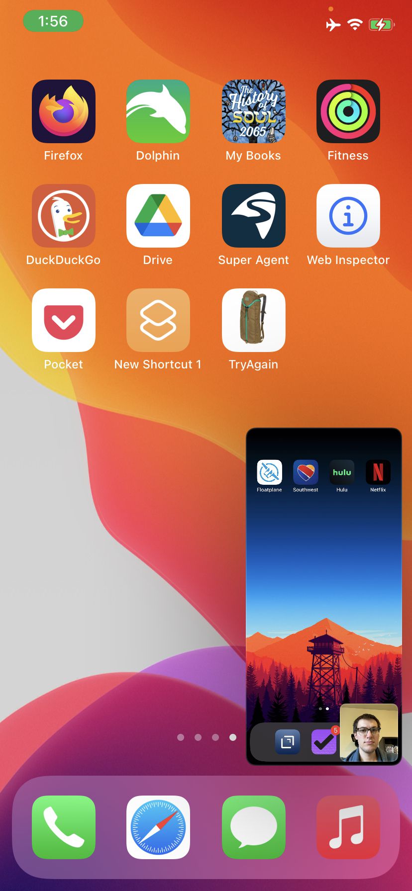 Puteți vedea ecranul de pornire al prietenului dvs. în miniatură sau puteți apăsa pe el pentru a-l maximiza.