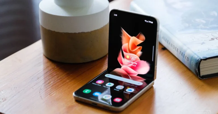 Se pare ca Google are un al doilea pliabil in