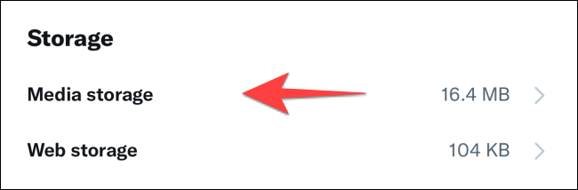 Selectați "Stocare media."