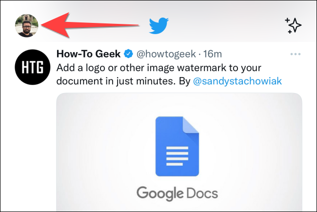 Atingeți fotografia de profil din colțul din stânga sus.