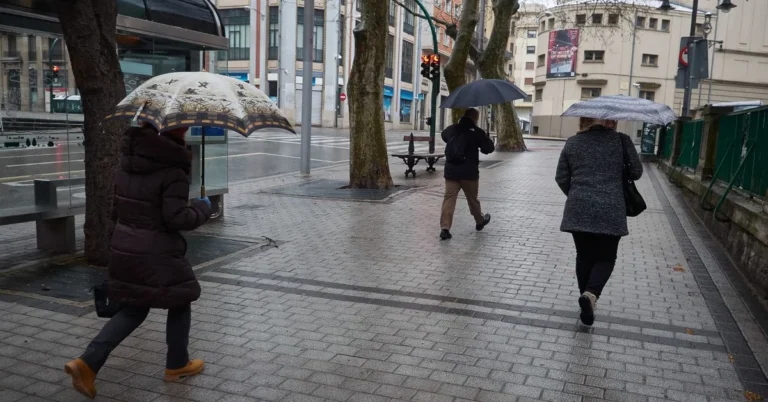 Cele mai bune zece aplicații meteo pentru telefoane Android Cele mai bune zece aplicatii meteo pentru telefoane Android