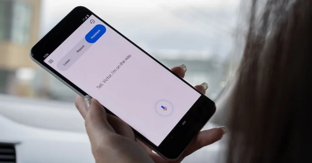 Google accepta inscrieri pentru Relate un asistent vocal care recunoaste