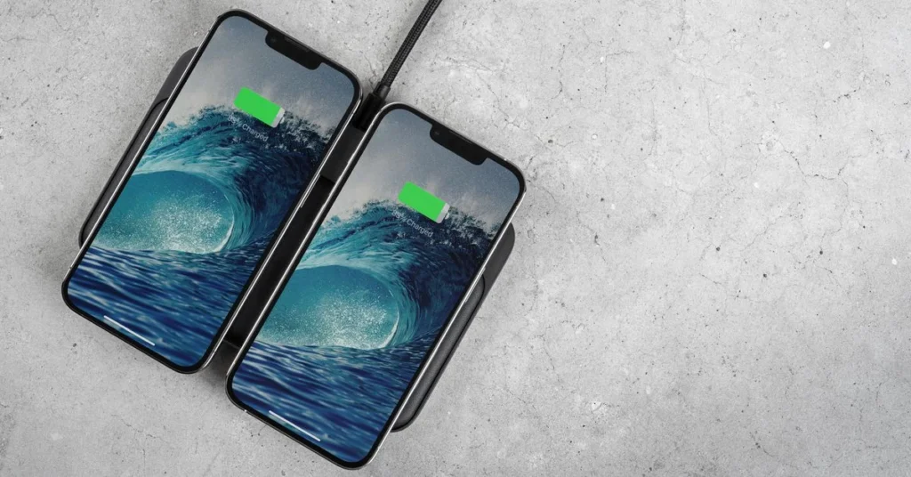 Nomad adaugă magneți la încărcătorul fără fir al stației de bază 1639563298 Nomad adauga magneti la incarcatorul fara fir al statiei de