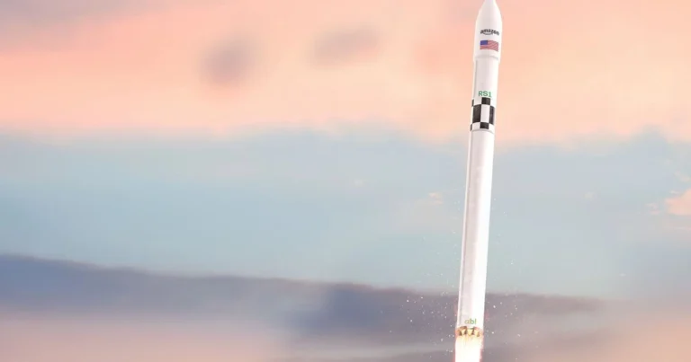 Proiectul Amazon Kuiper speră să lanseze primele două prototipuri de sateliți la sfârșitul anului 2022 Proiectul Amazon Kuiper spera sa lanseze primele doua prototipuri de