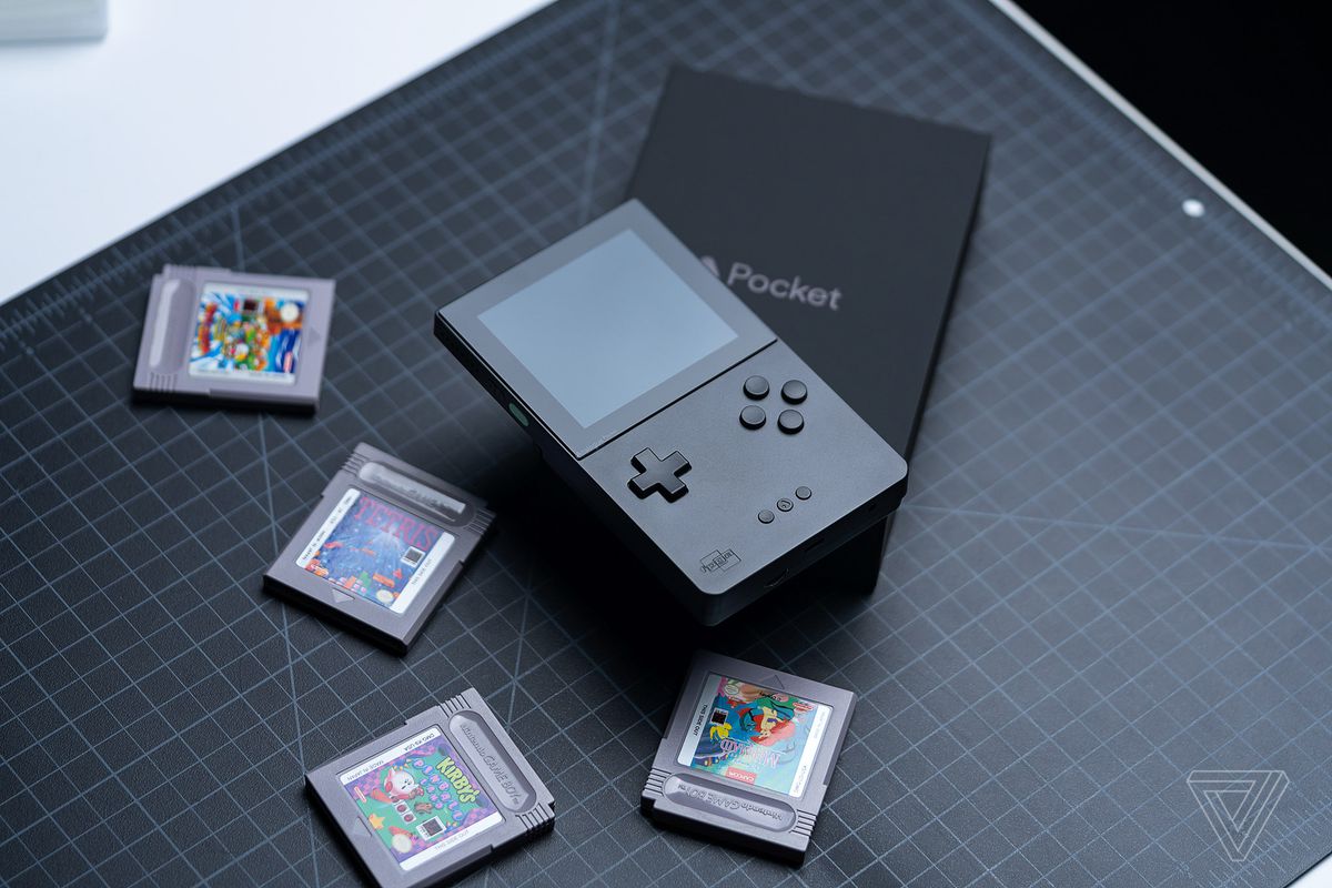 Recenzie Analogue Pocket jocurile Game Boy nu au aratat niciodata