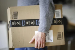 Amazon confirmă că renunță la un record de 18.000 de angajați newit amazon prime europa preturi