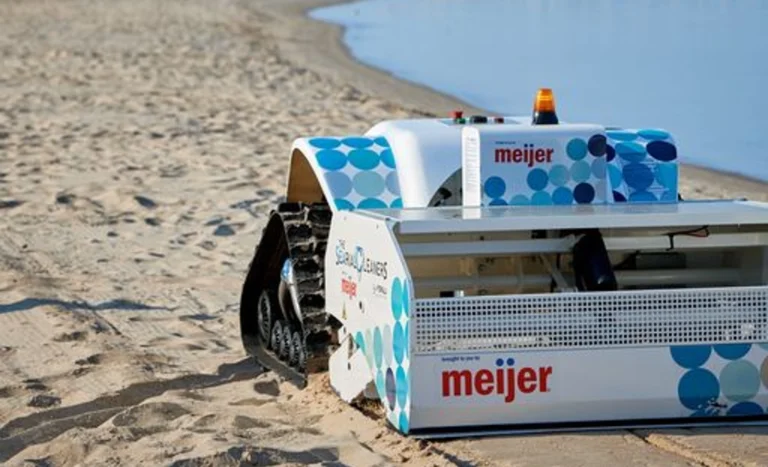 Cum o flotă de roboți ar putea ajuta la rezolvarea problemei poluării cu plastic din Marile Lacuri newit robot curatat gunoi Meijer BeBot