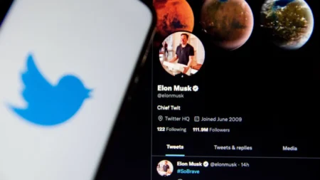 Încep concedierile lui Elon Musk pe Twitter newit concedieri twitter elon musk