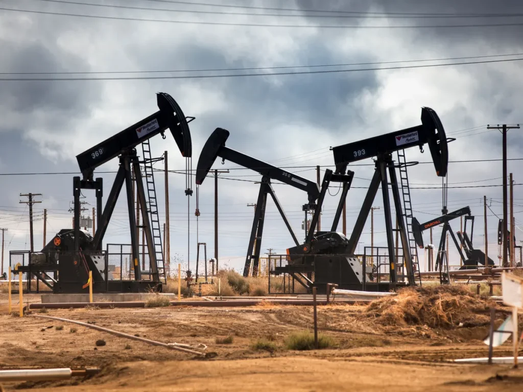 newit ro gigant mare petrolier trece pe energie verde