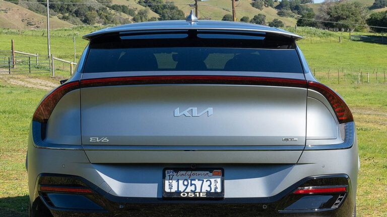 newit ro masini KN rebranding kia