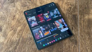 A plia sau nu a plia: ar trebui să cumpărați Samsung Galaxy Fold 4? newit ro telefon pliabil samsung fold 4