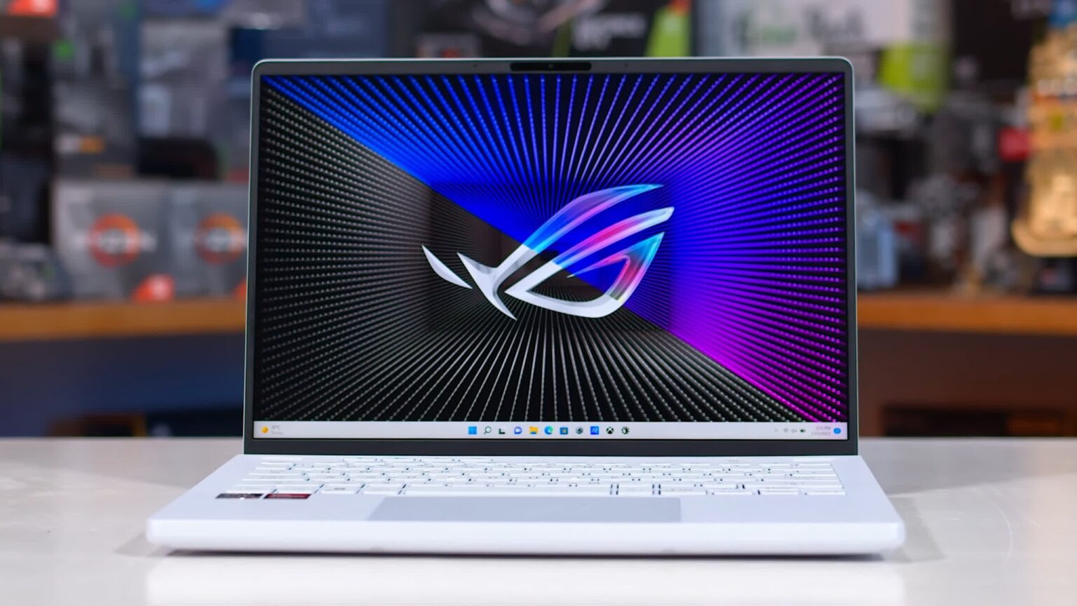 AMD Radeon RX 6800S Review Recenzie AMD Radeon RX 6800S