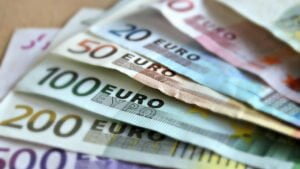 UE lansează un fond de 3,75 miliarde EUR pentru a ajuta startup-urile tehnologice să se extindă newit ro investitii eu tehnologie